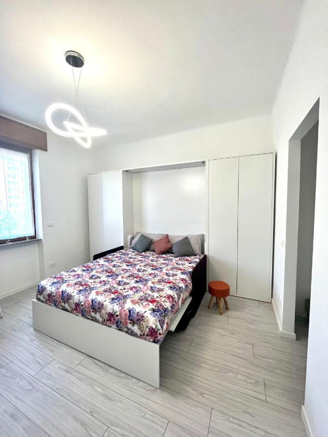 Marghespace Zona Stazione Centrale Appartamento Con Letto Matrimoniale E Bagno Milan Luaran gambar